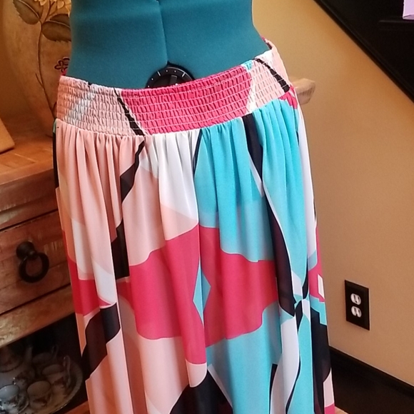 New Colorblock Skirt - SZ OS - Picture 2 of 5